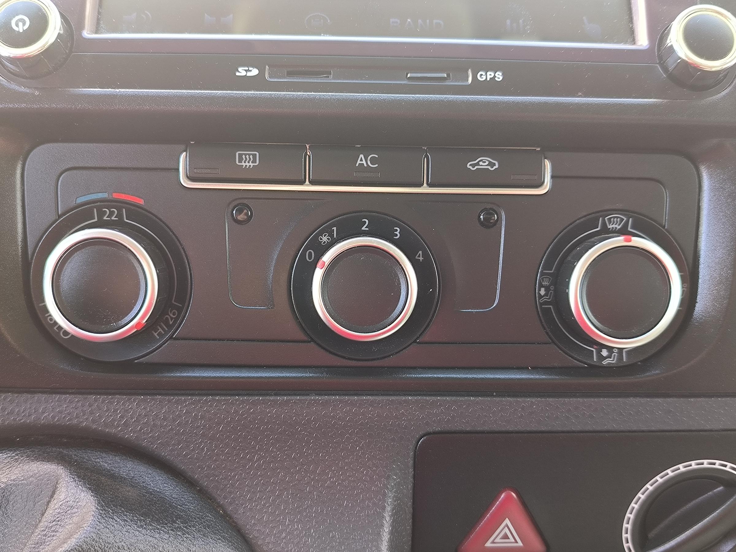 Volkswagen Transporter, 2010 - pohled č. 13