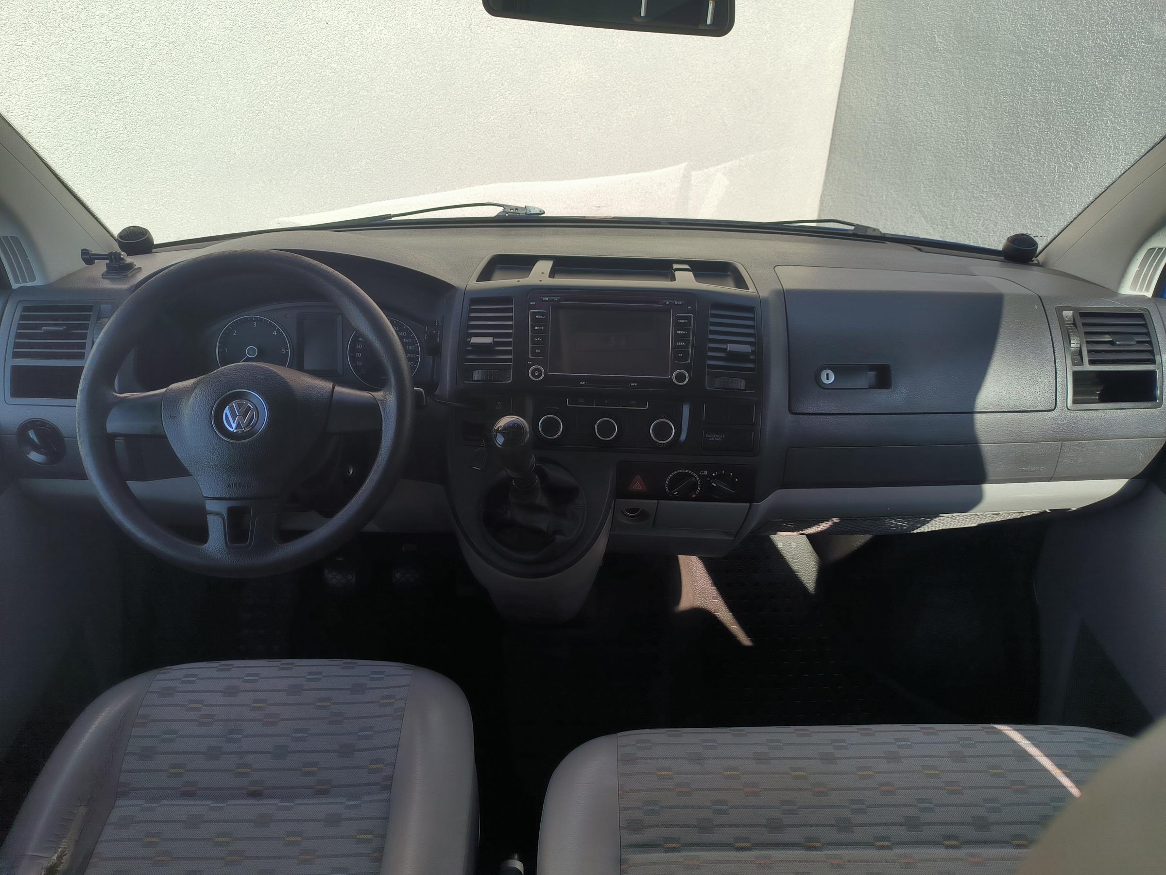 Volkswagen Transporter, 2010 - pohled č. 8