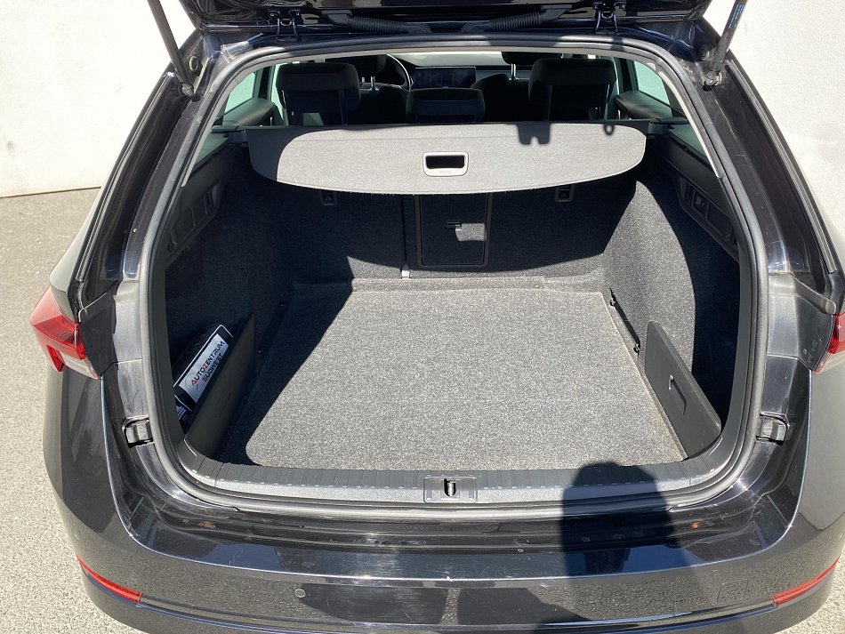 Škoda Octavia IV 1.5 TSi Style