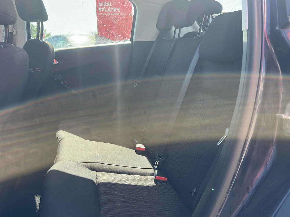 Peugeot 208 1.2i 