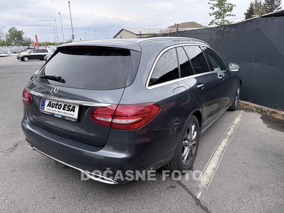 Mercedes-Benz Třída C 1.6 