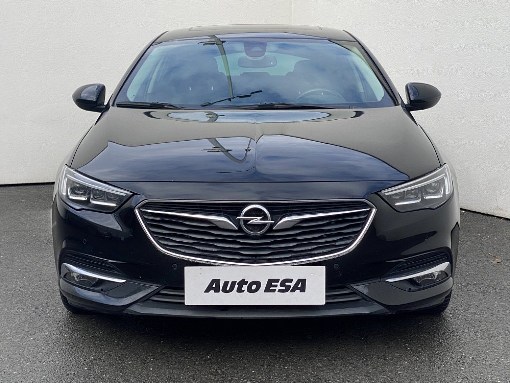 Opel Insignia 1.5T 