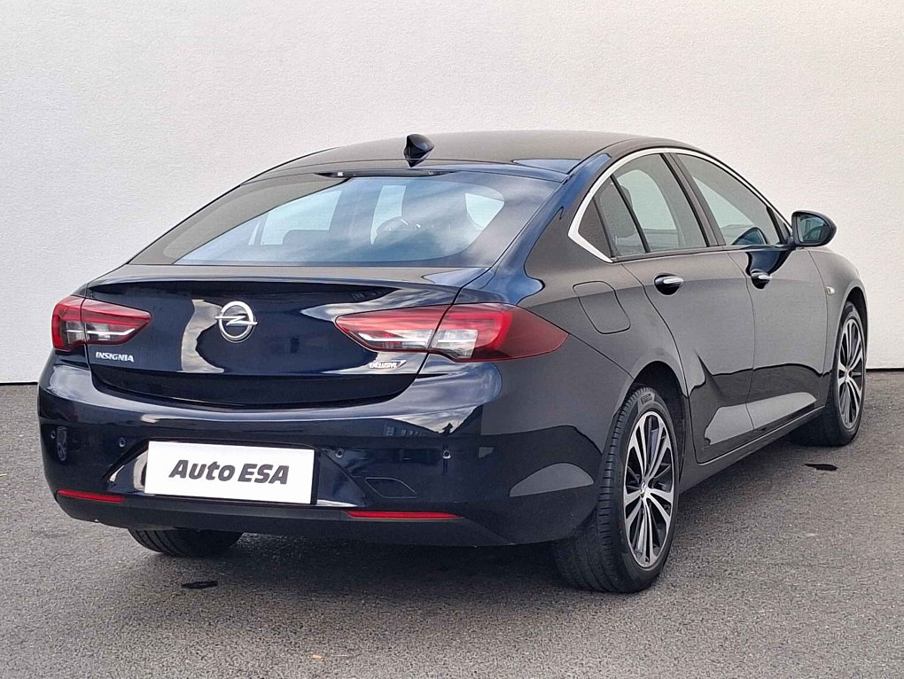 Opel Insignia 1.5T 