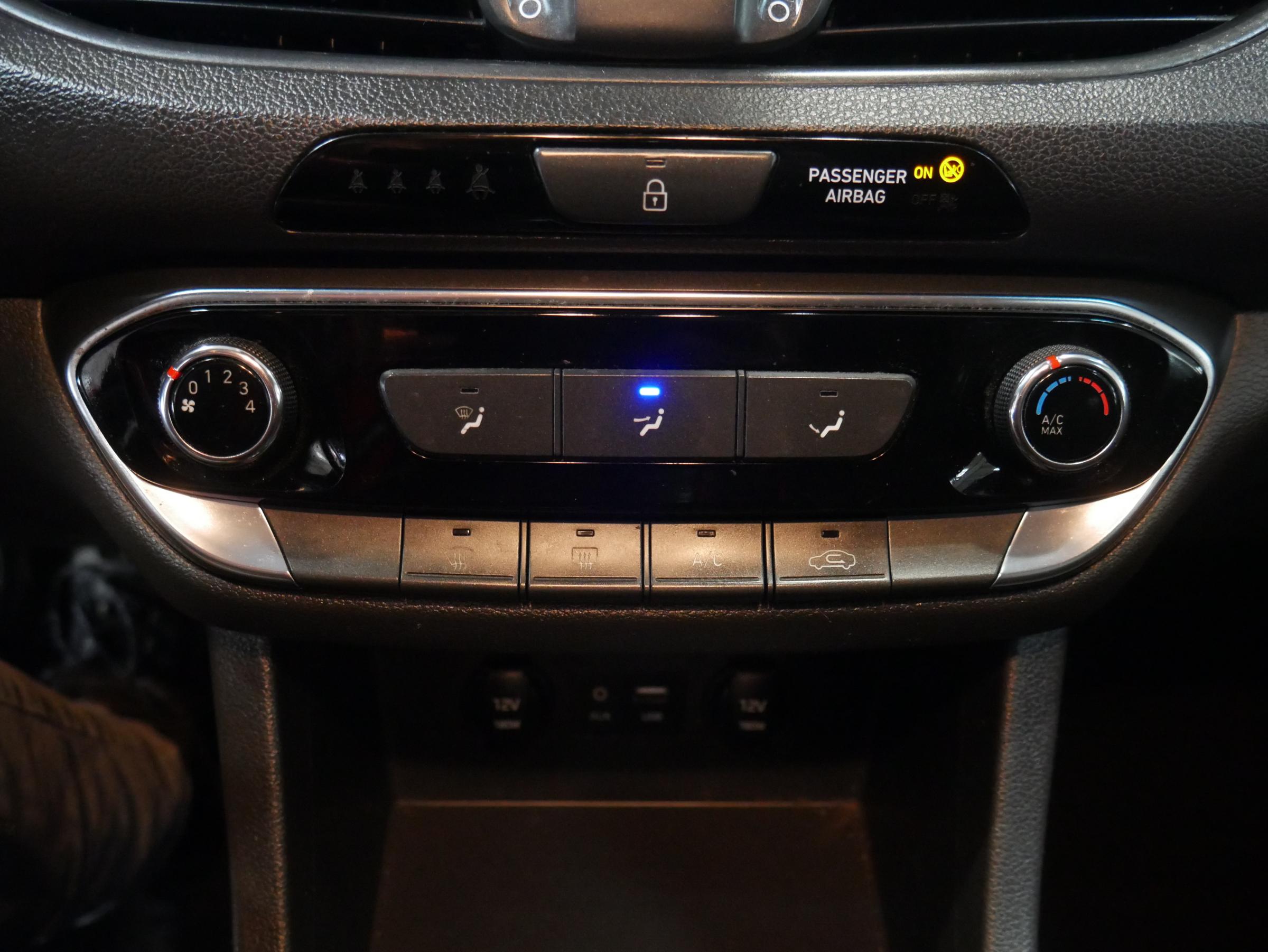 Hyundai i30, 2019 - pohled č. 15