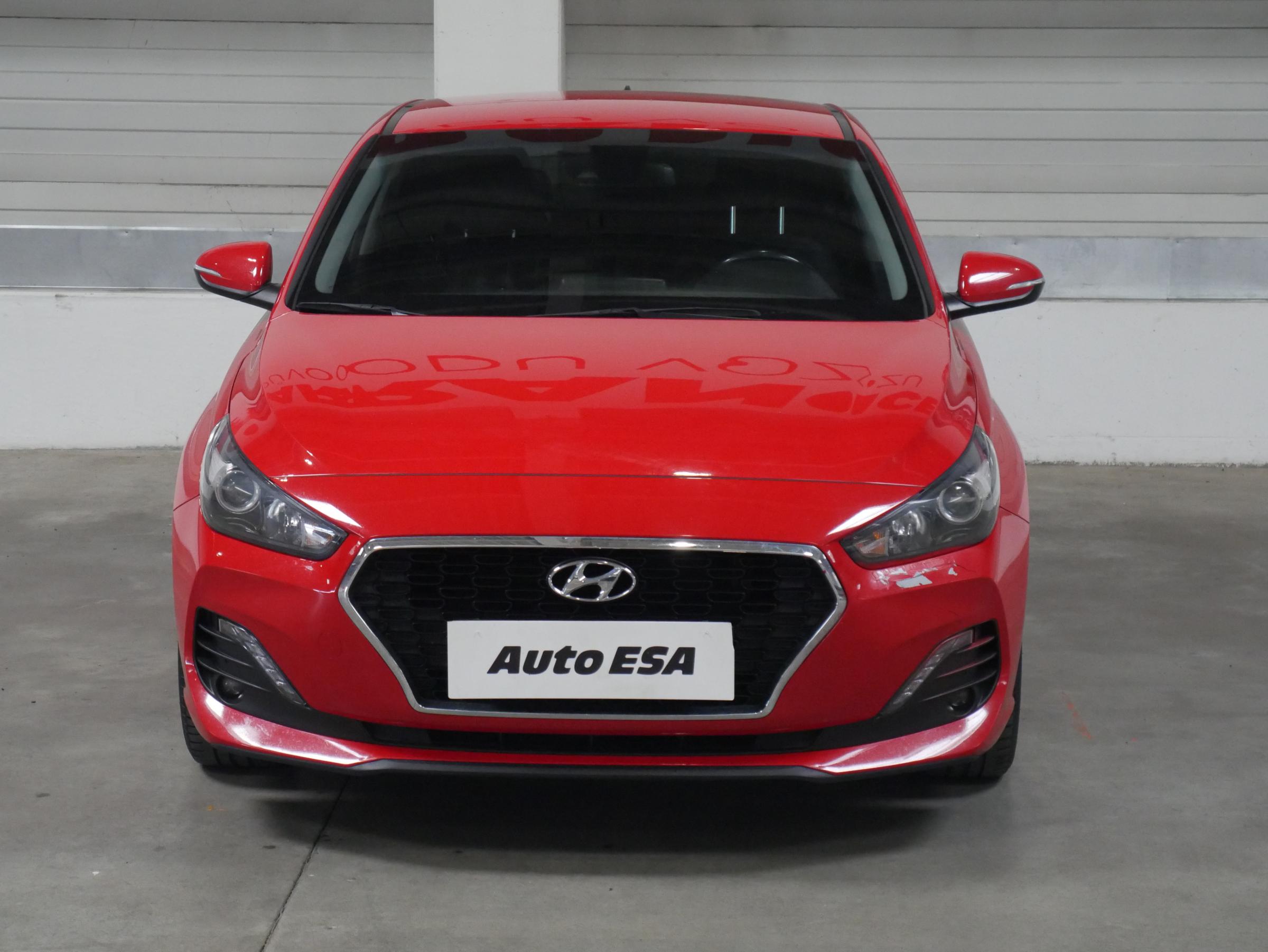 Hyundai i30, 2019 - pohled č. 2