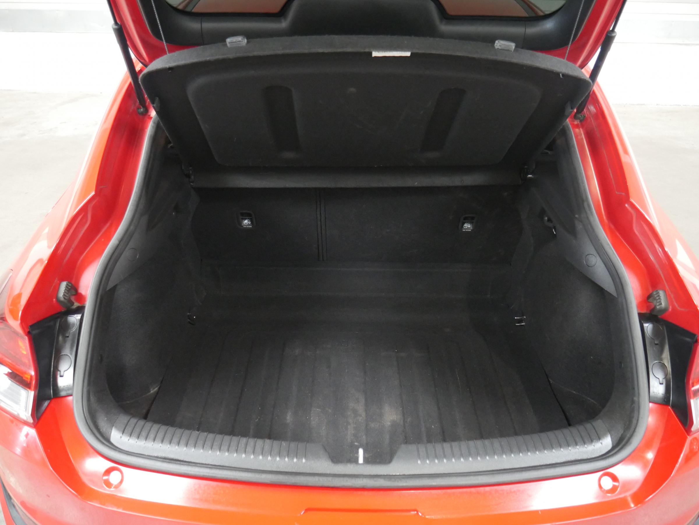 Hyundai i30, 2019 - pohled č. 7