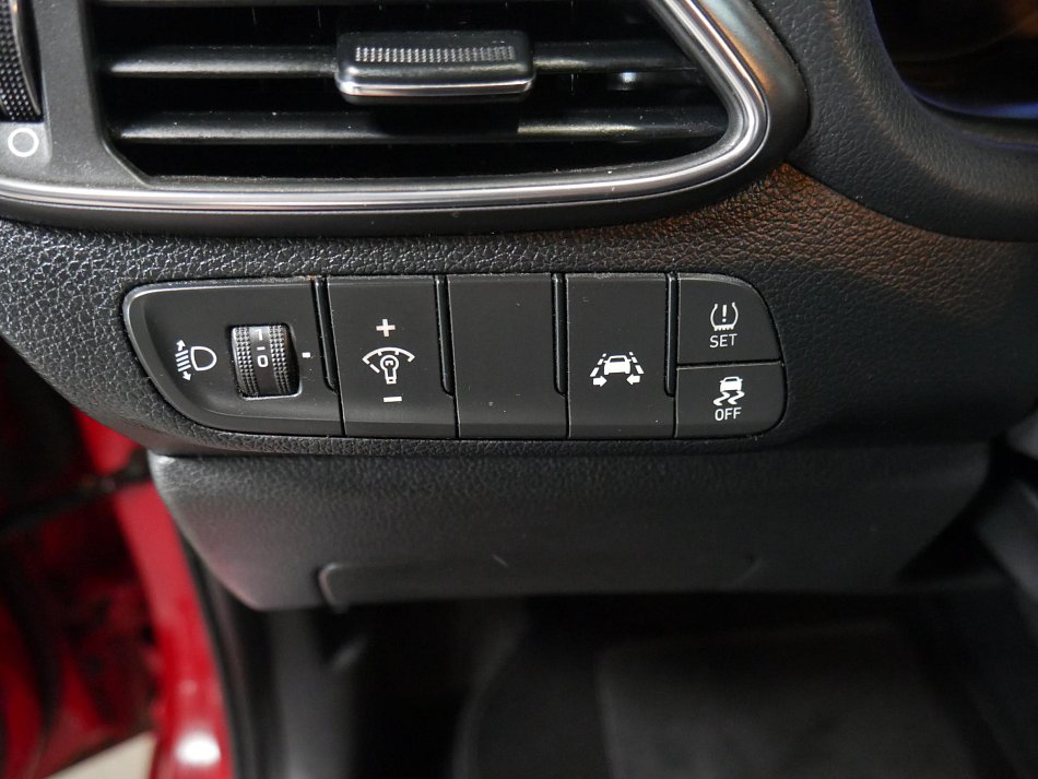 Hyundai I30 1.4T-GDi 