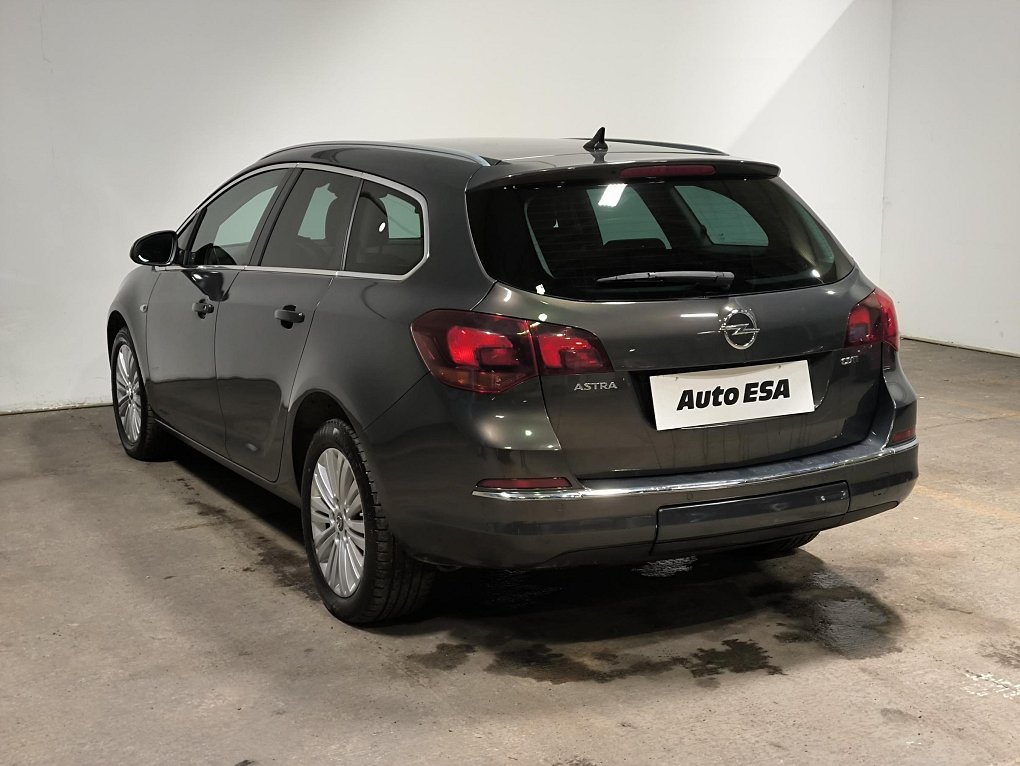 Opel Astra 1.6 CDTi Sport