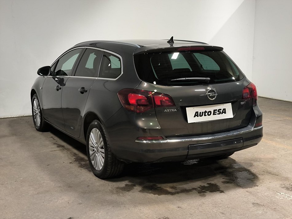 Opel Astra 1.6 CDTi Sport