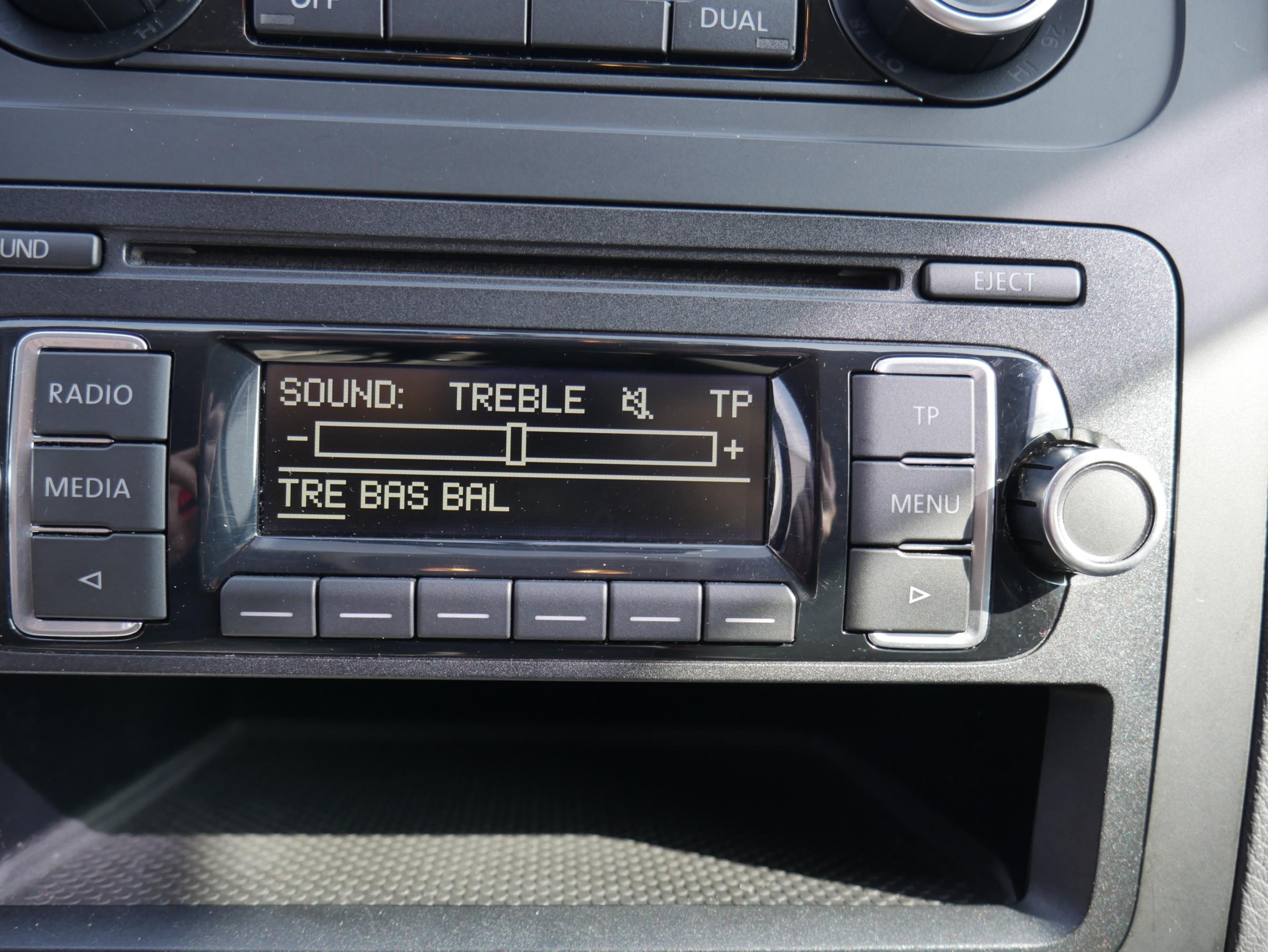 Volkswagen Touran, 2012 - pohled č. 18