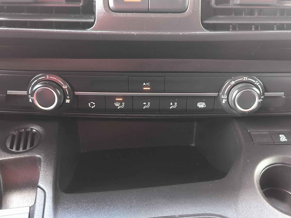 Peugeot Partner 1.5HDi  DÍLNA