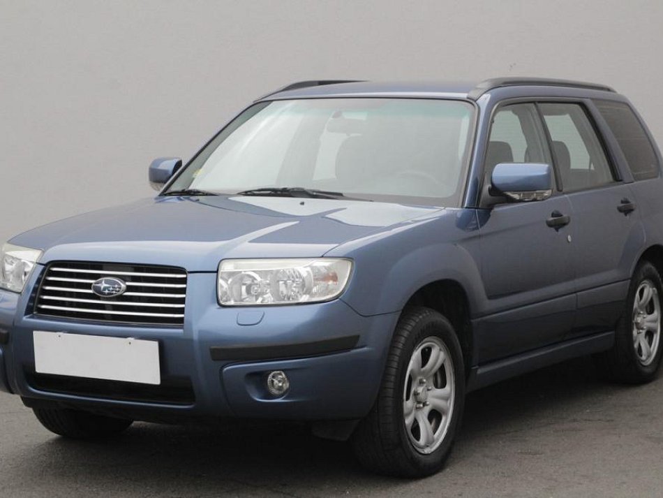 Subaru Forester 2.0i  4x4