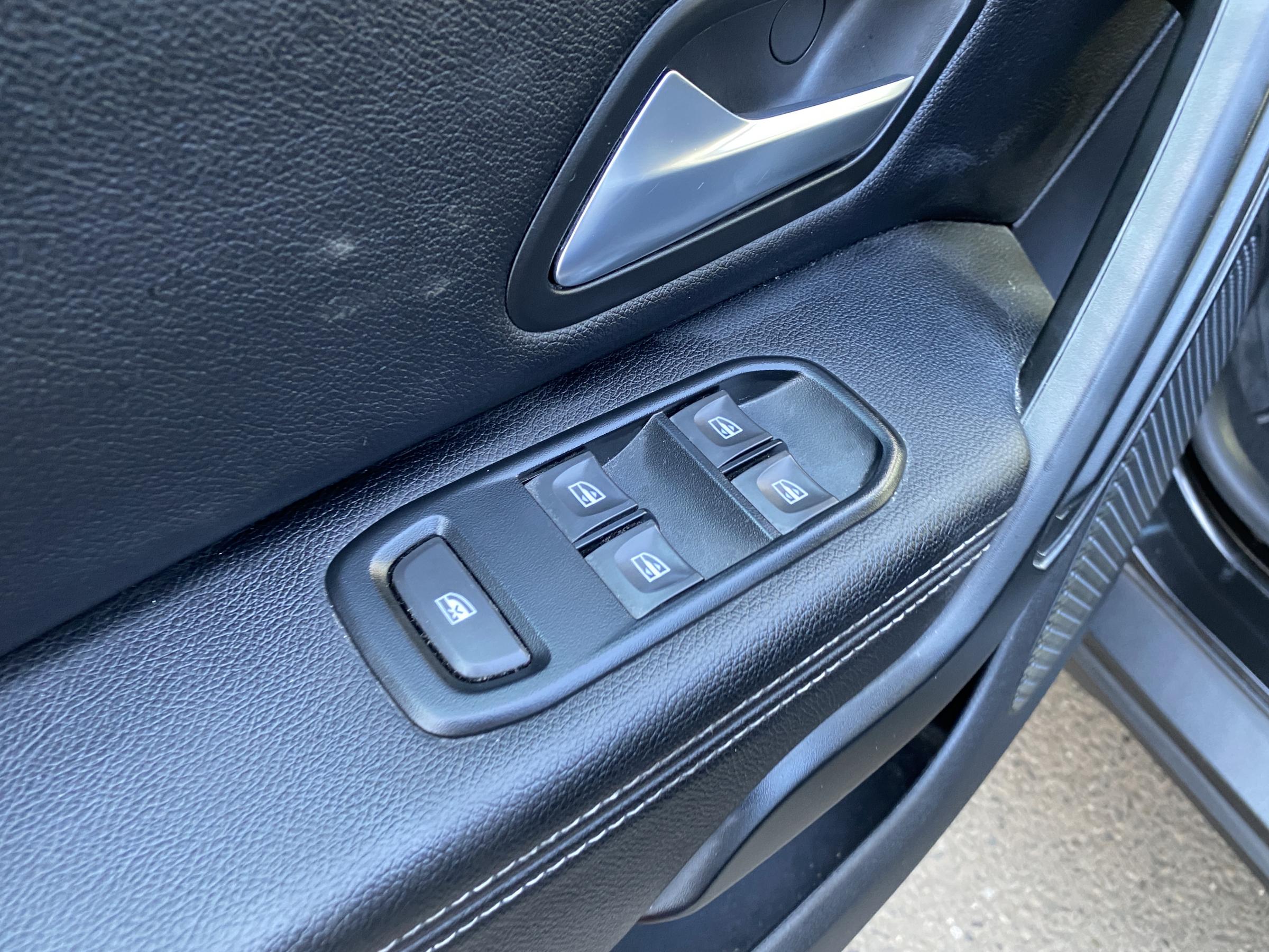 Dacia Duster, 2022 - pohled č. 15