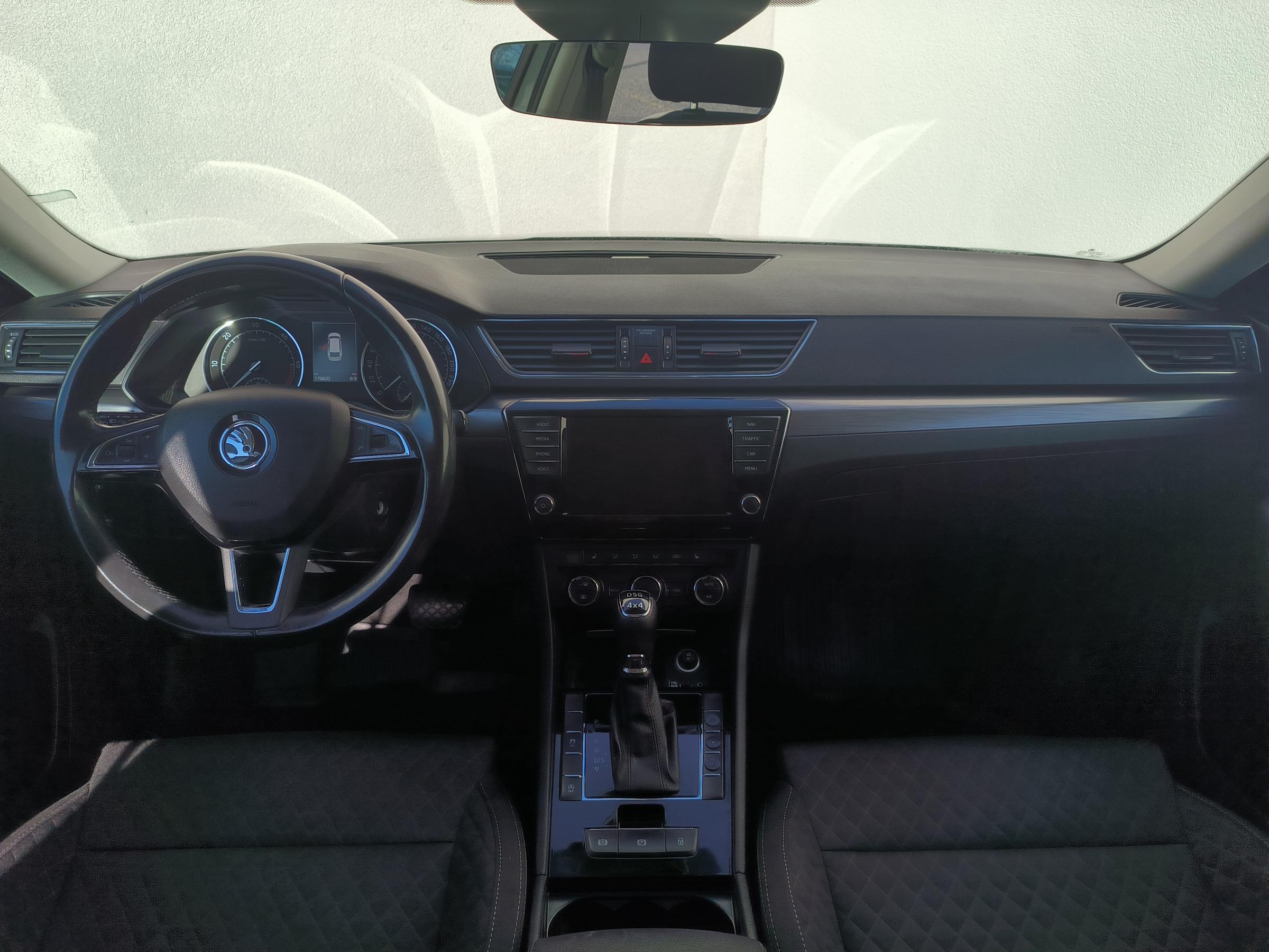 Škoda Superb III, 2017 - pohled č. 8
