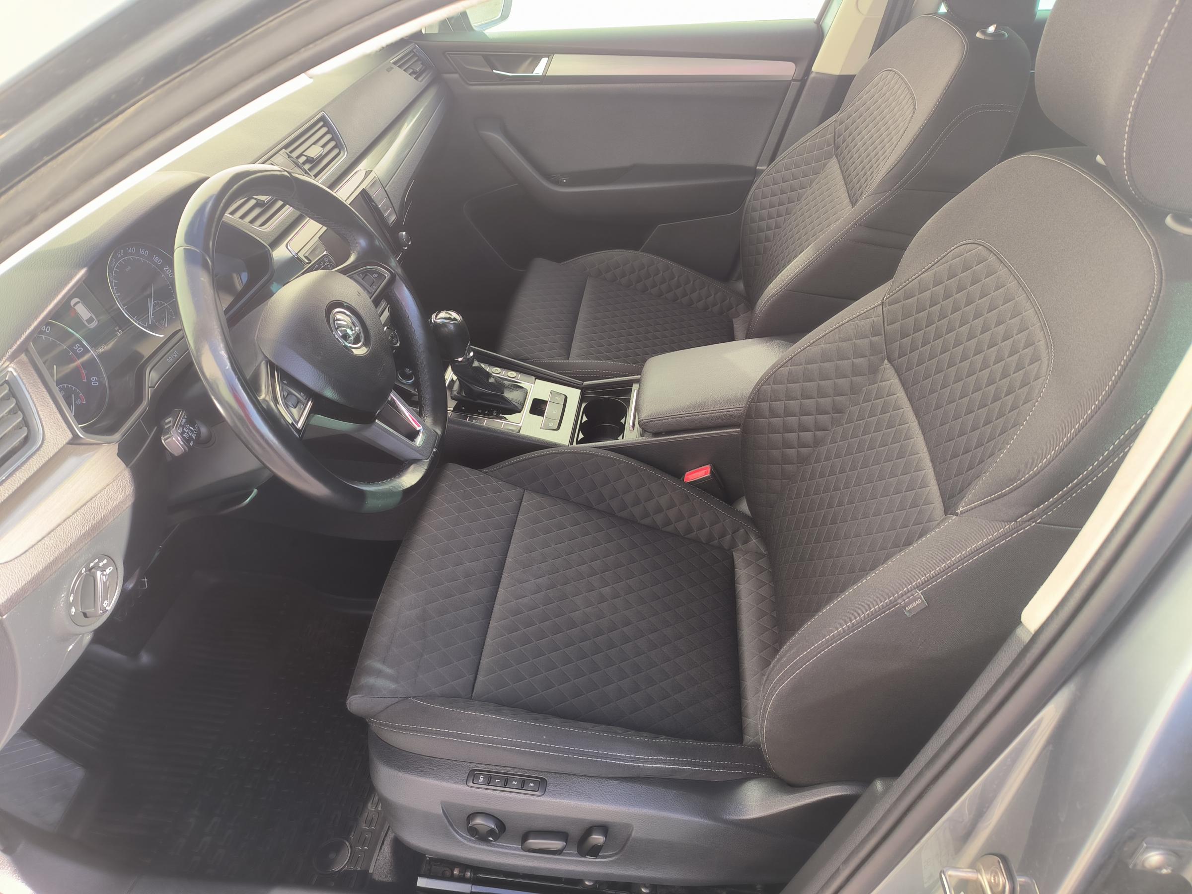 Škoda Superb III, 2017 - pohled č. 9