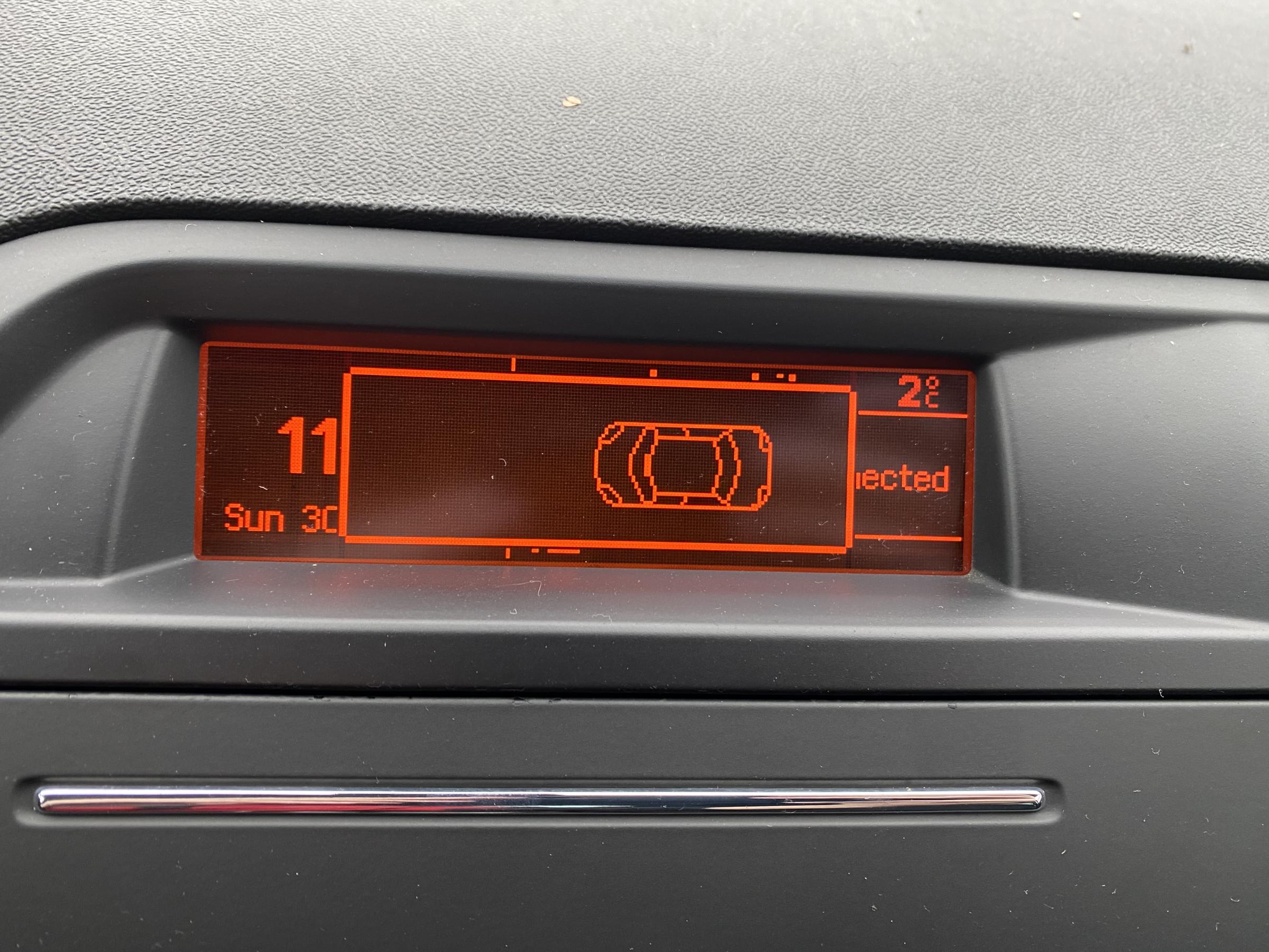 Citroën C5, 2011 - pohled č. 15