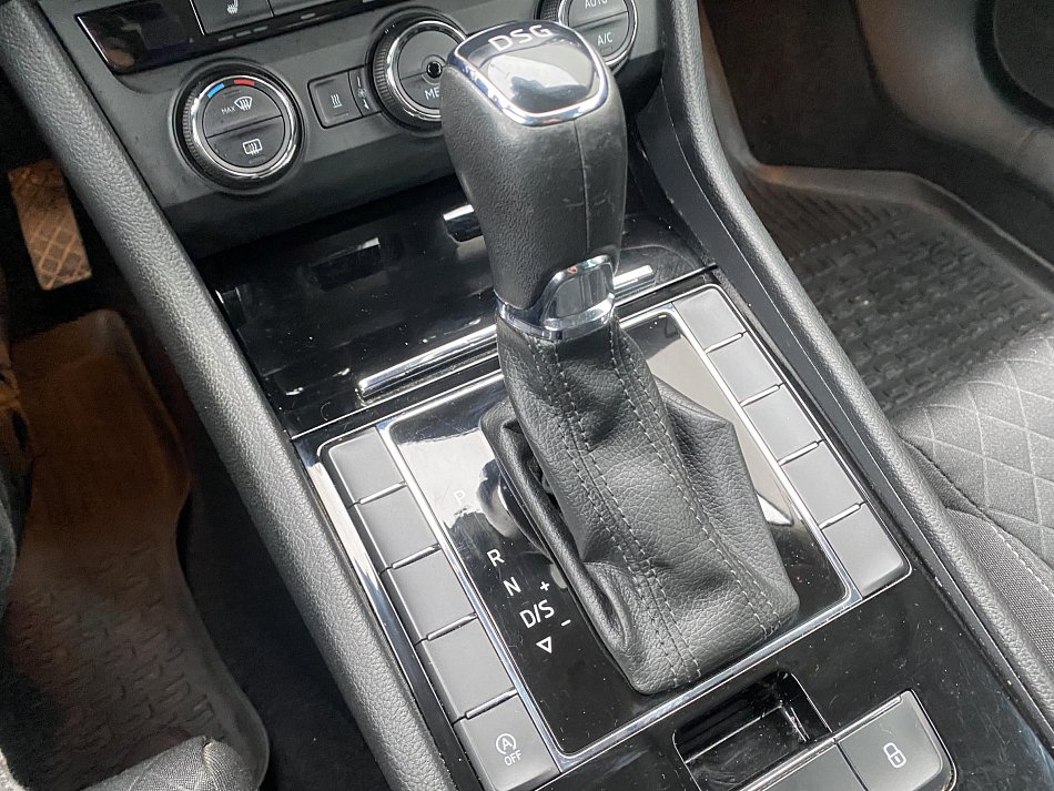 Škoda Superb III 2.0 TDi Style