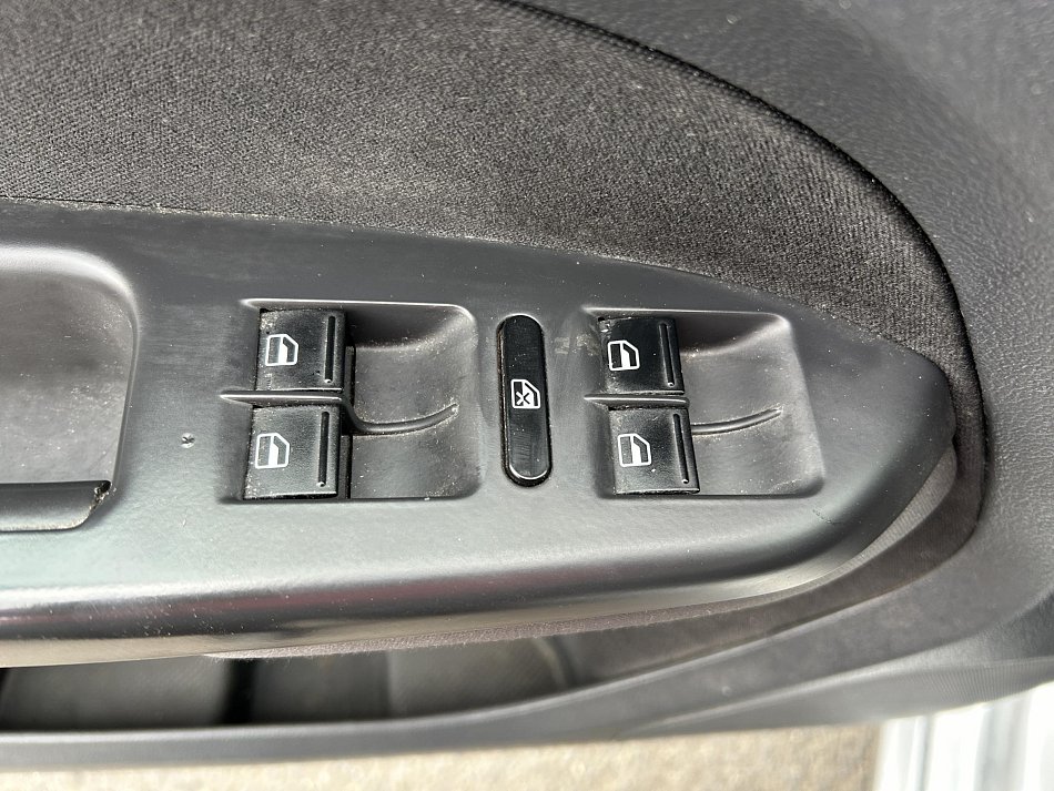 Volkswagen Touran 2.0TDi 