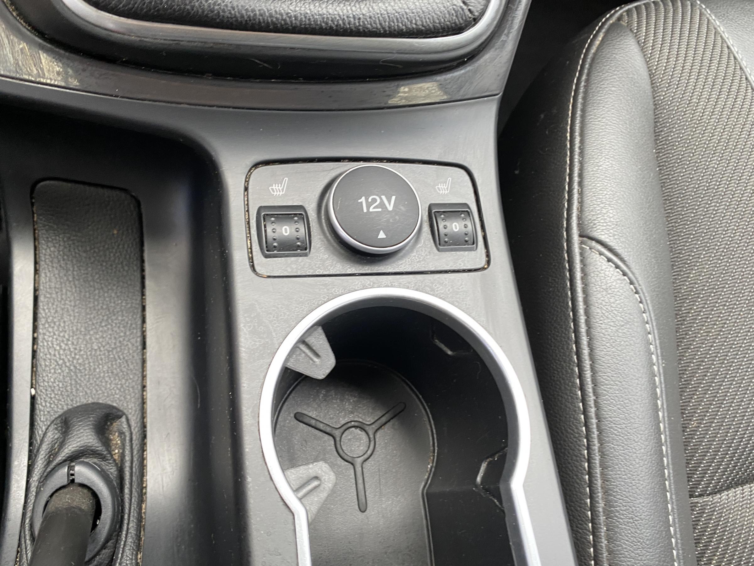 Ford Kuga, 2016 - pohled č. 19