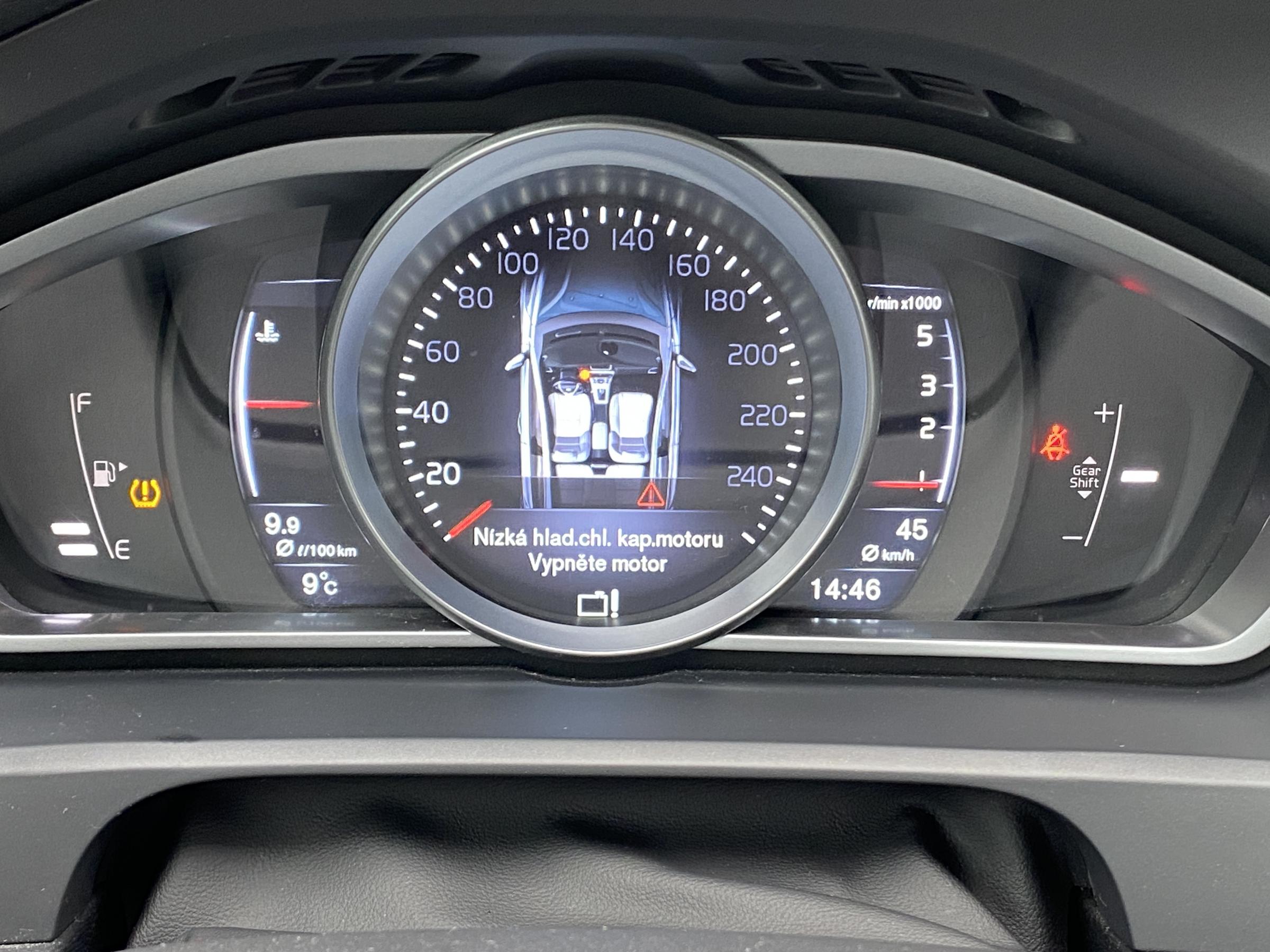 Volvo V40, 2014 - pohled č. 17