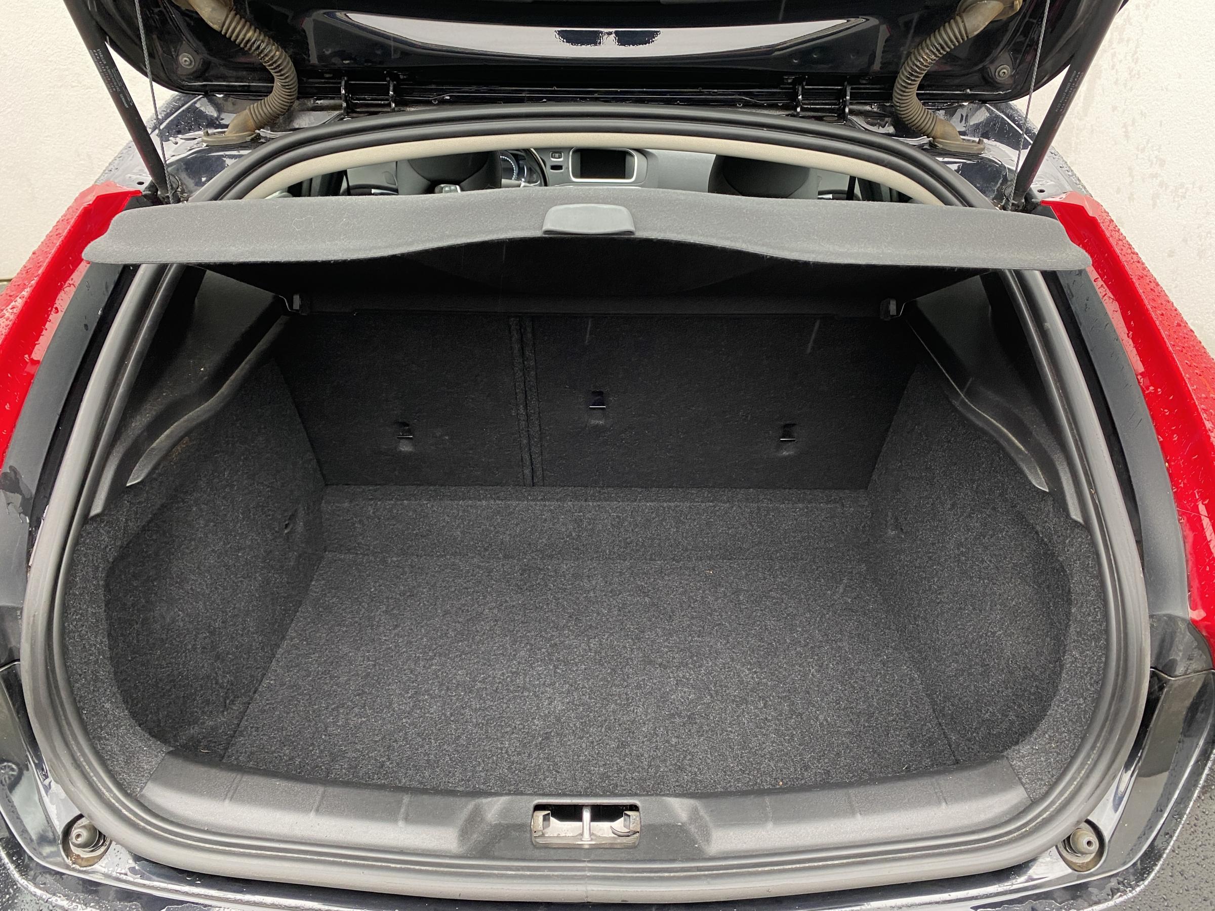 Volvo V40, 2014 - pohled č. 7