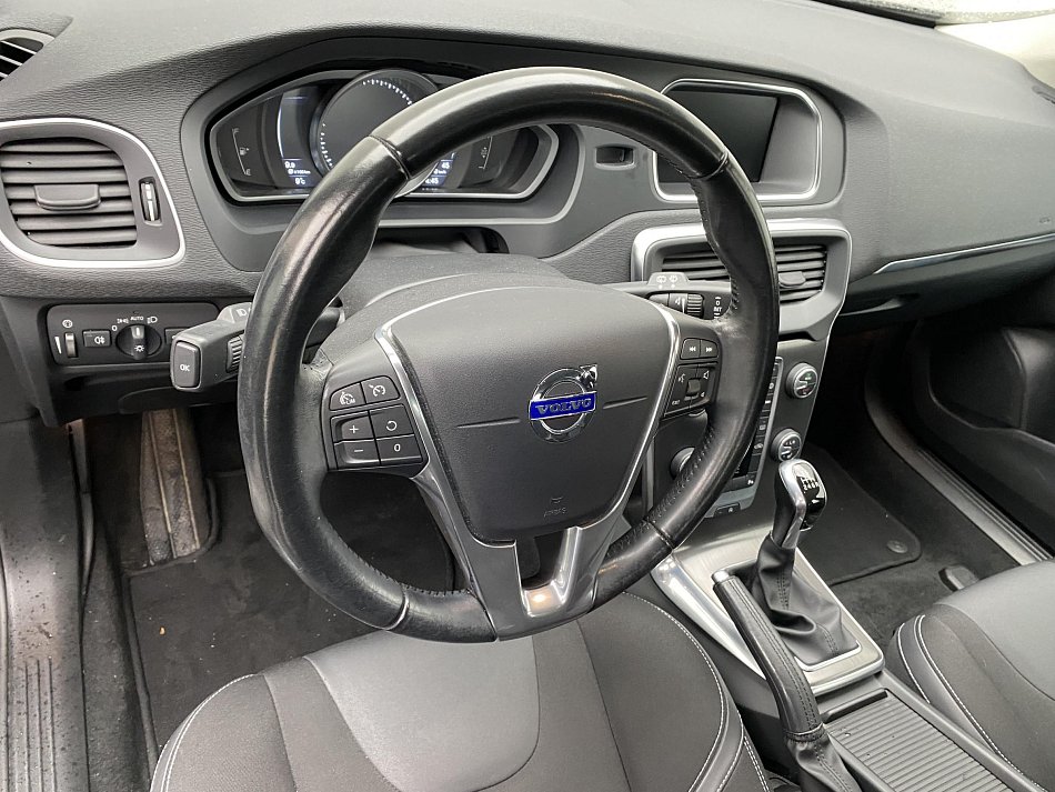 Volvo V40 2.0 D Momentum