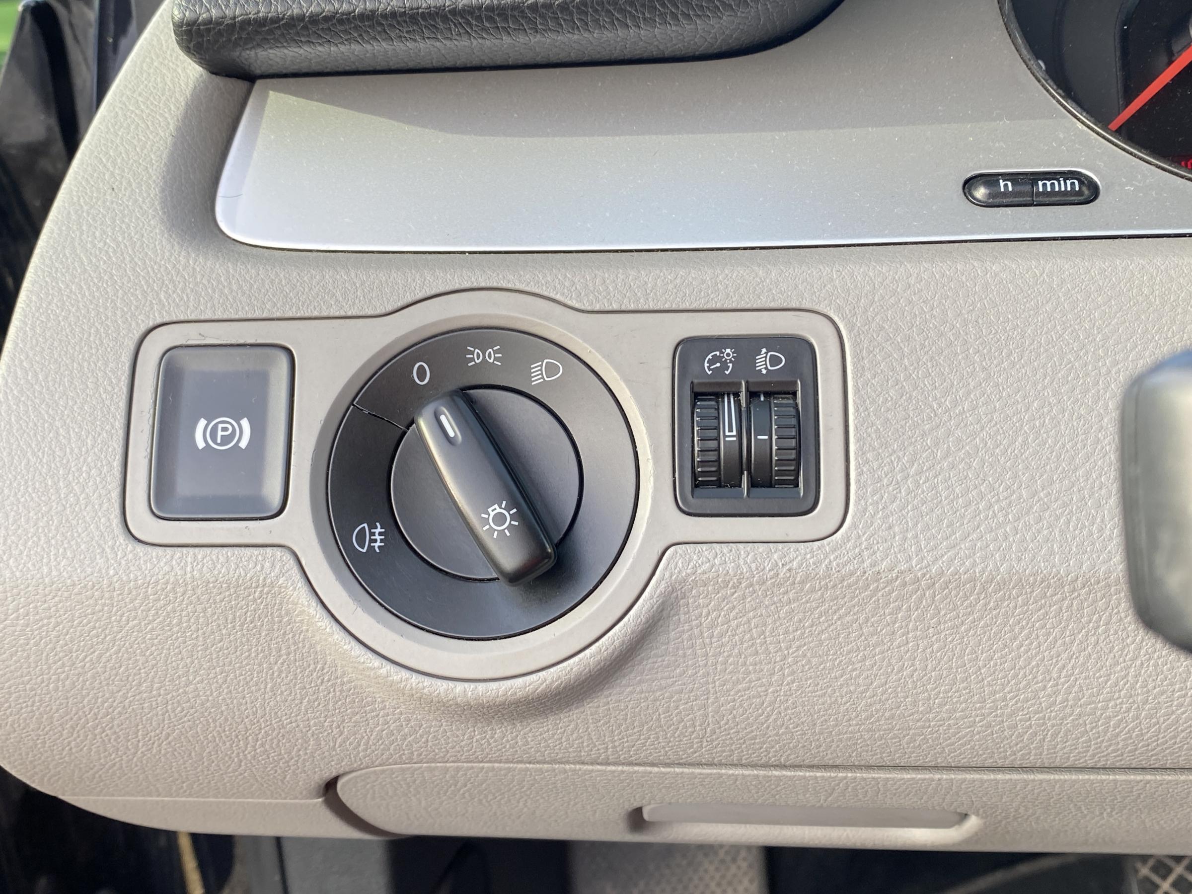 Volkswagen Passat, 2008 - pohled č. 16