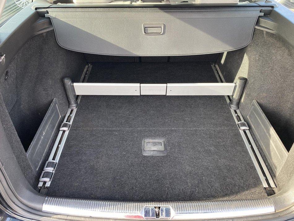 Volkswagen Passat 1.6 i  Variant