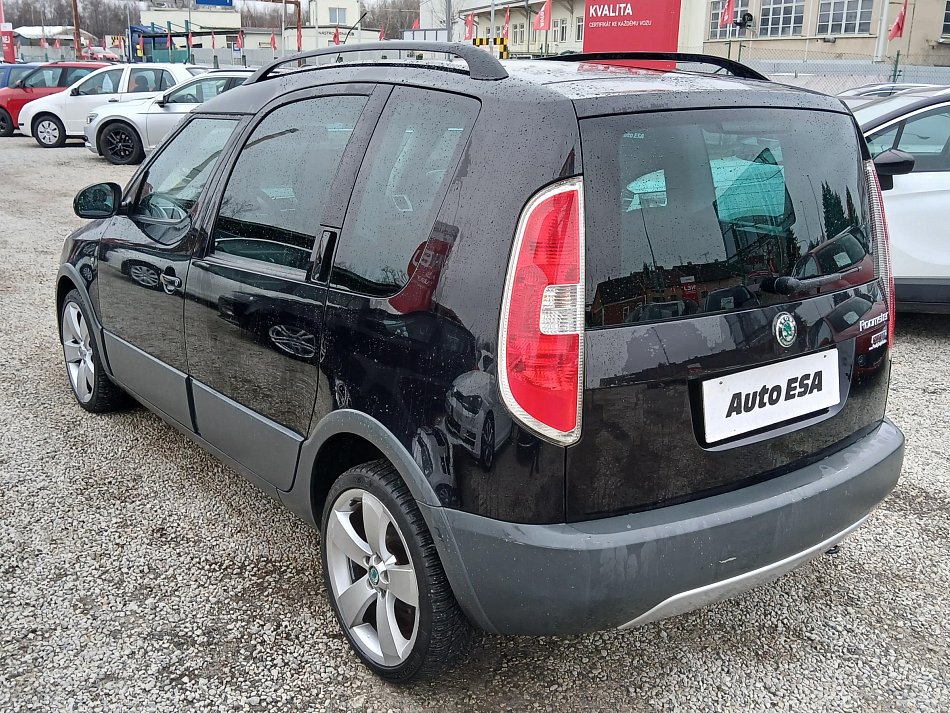 Škoda Roomster 1.4 i Scout
