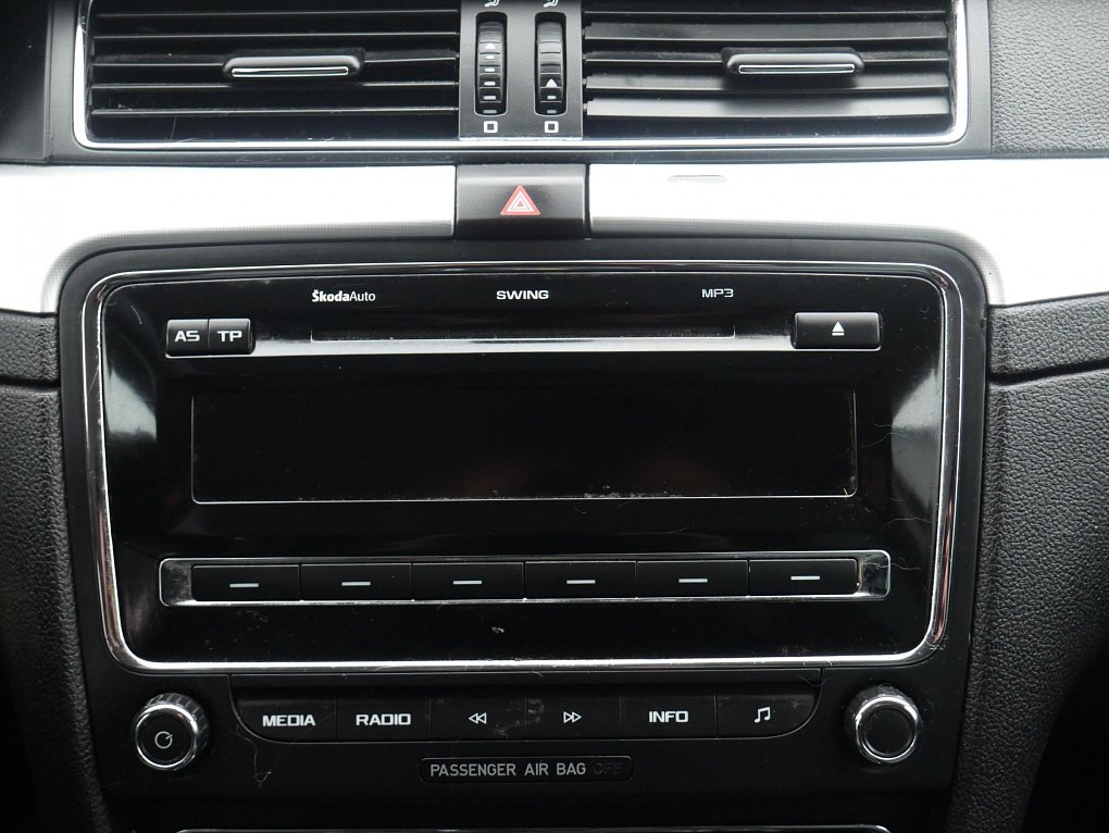 Škoda Superb II 2.0 TDi Ambition