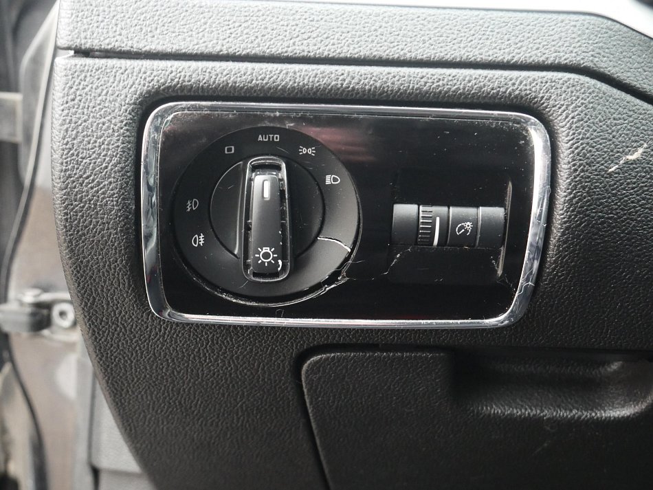 Škoda Superb II 2.0 TDi Ambition