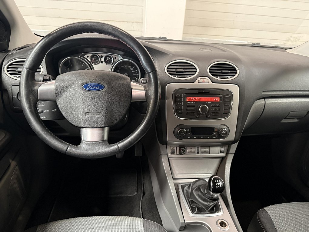 Ford Focus 1.6 i 