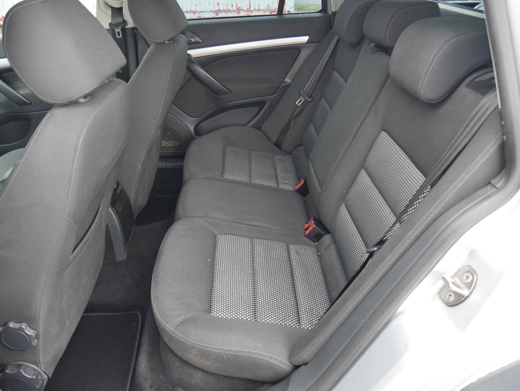 Škoda Octavia 2.0TDi Scout 4x4