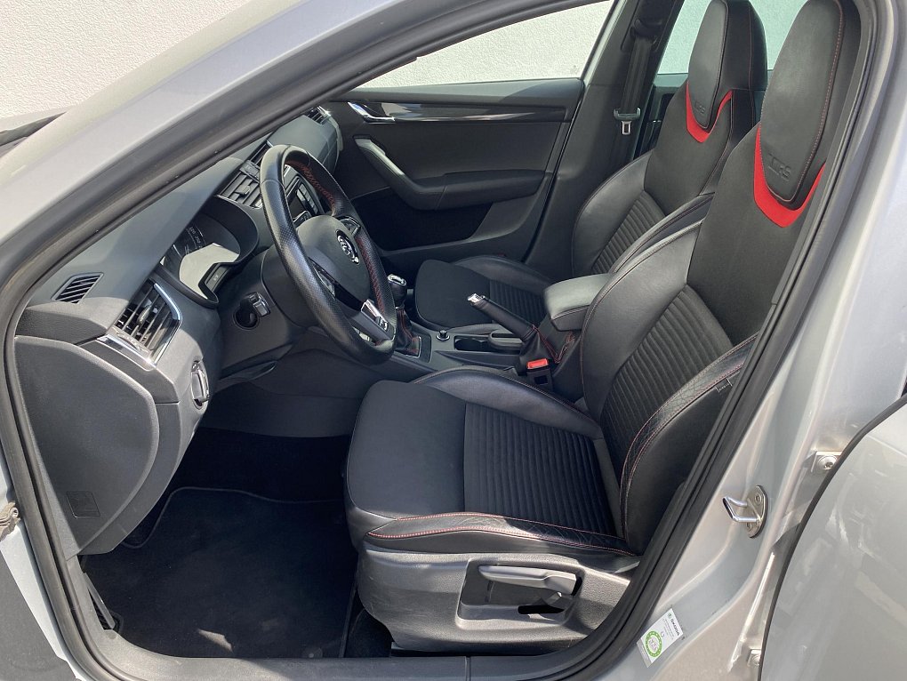 Škoda Octavia III 2.0 TDi RS