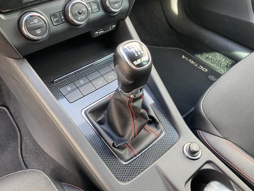 Škoda Octavia III 2.0 TDi RS