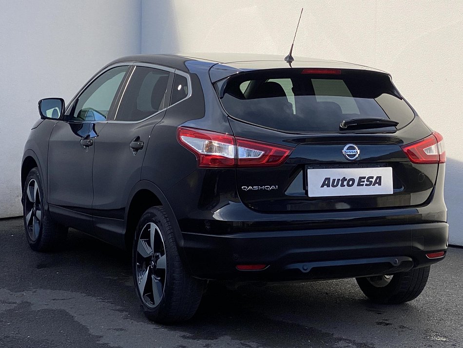 Nissan Qashqai 1.2 DiG-T N-Connecta 4x2
