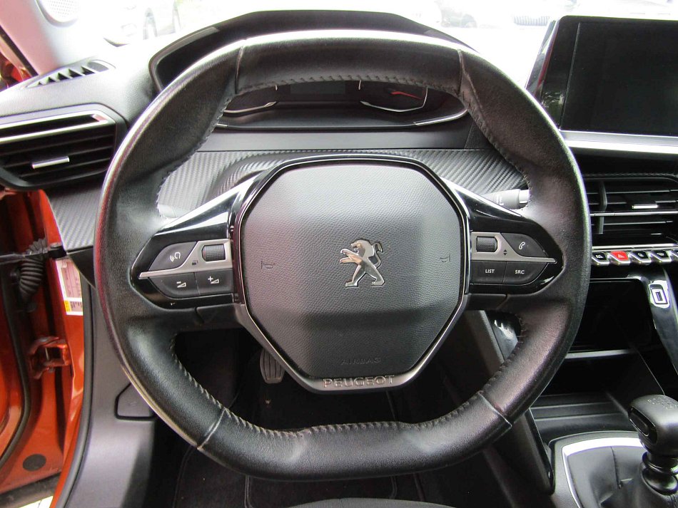 Peugeot 2008 1.2PT 