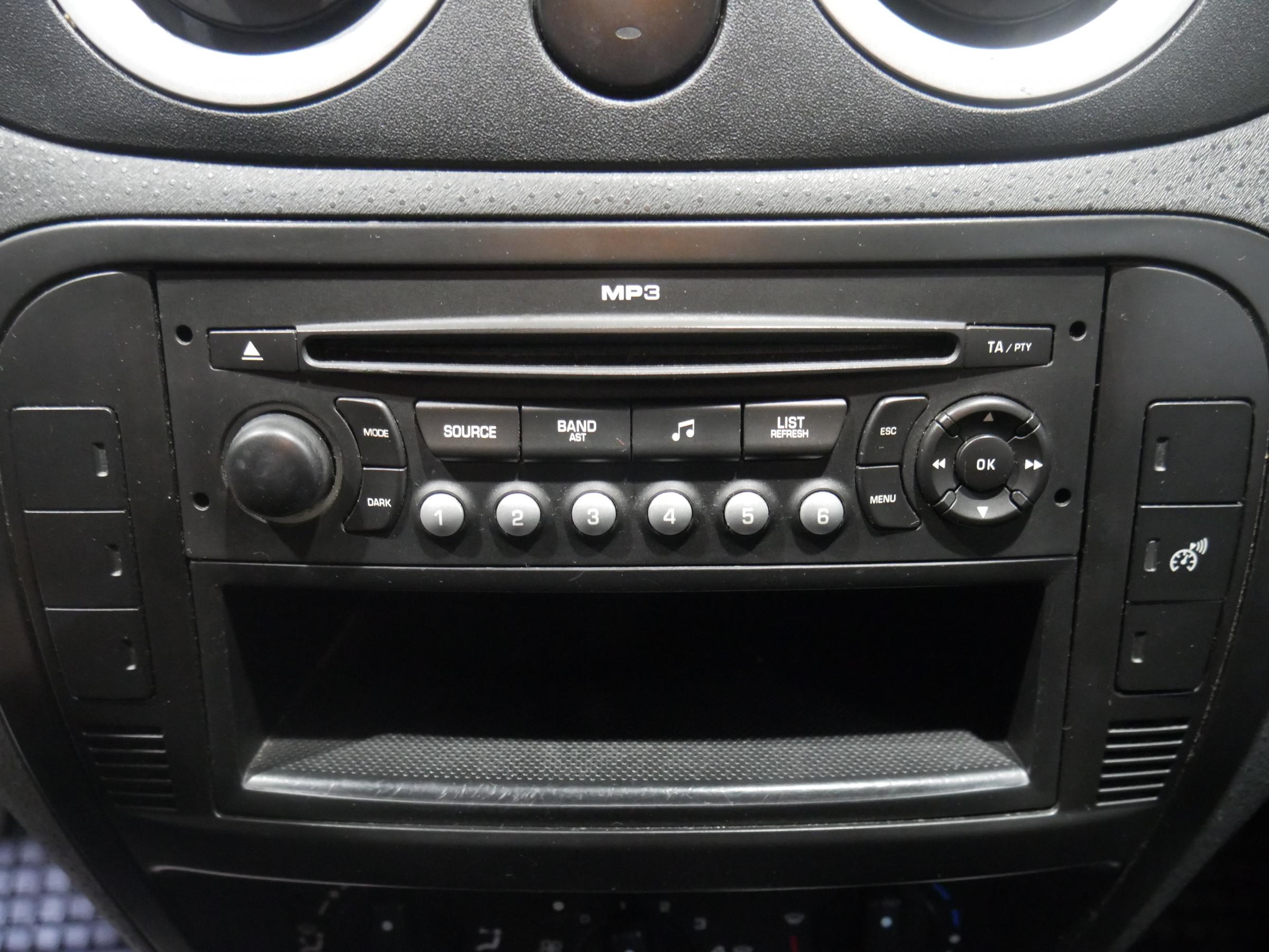 Citroën C3, 2008 - pohled č. 13