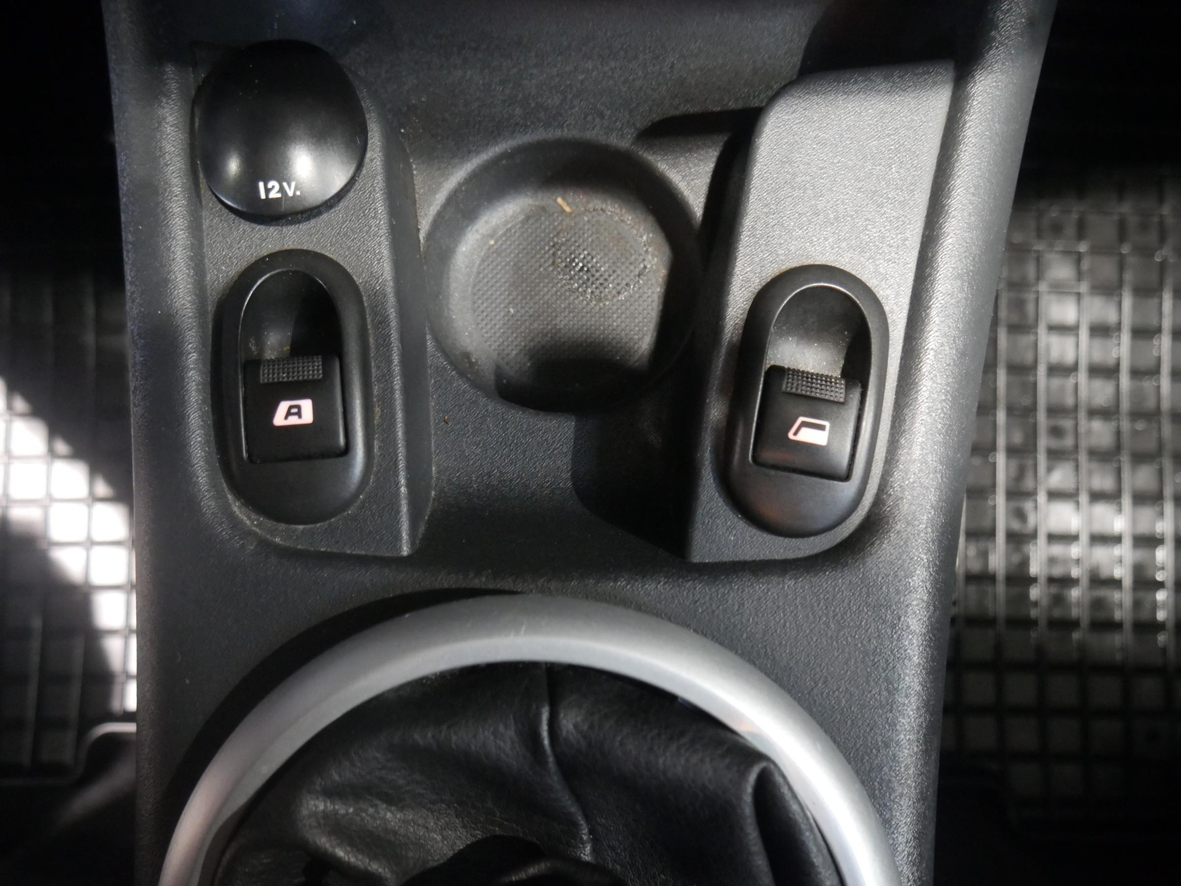 Citroën C3, 2008 - pohled č. 15