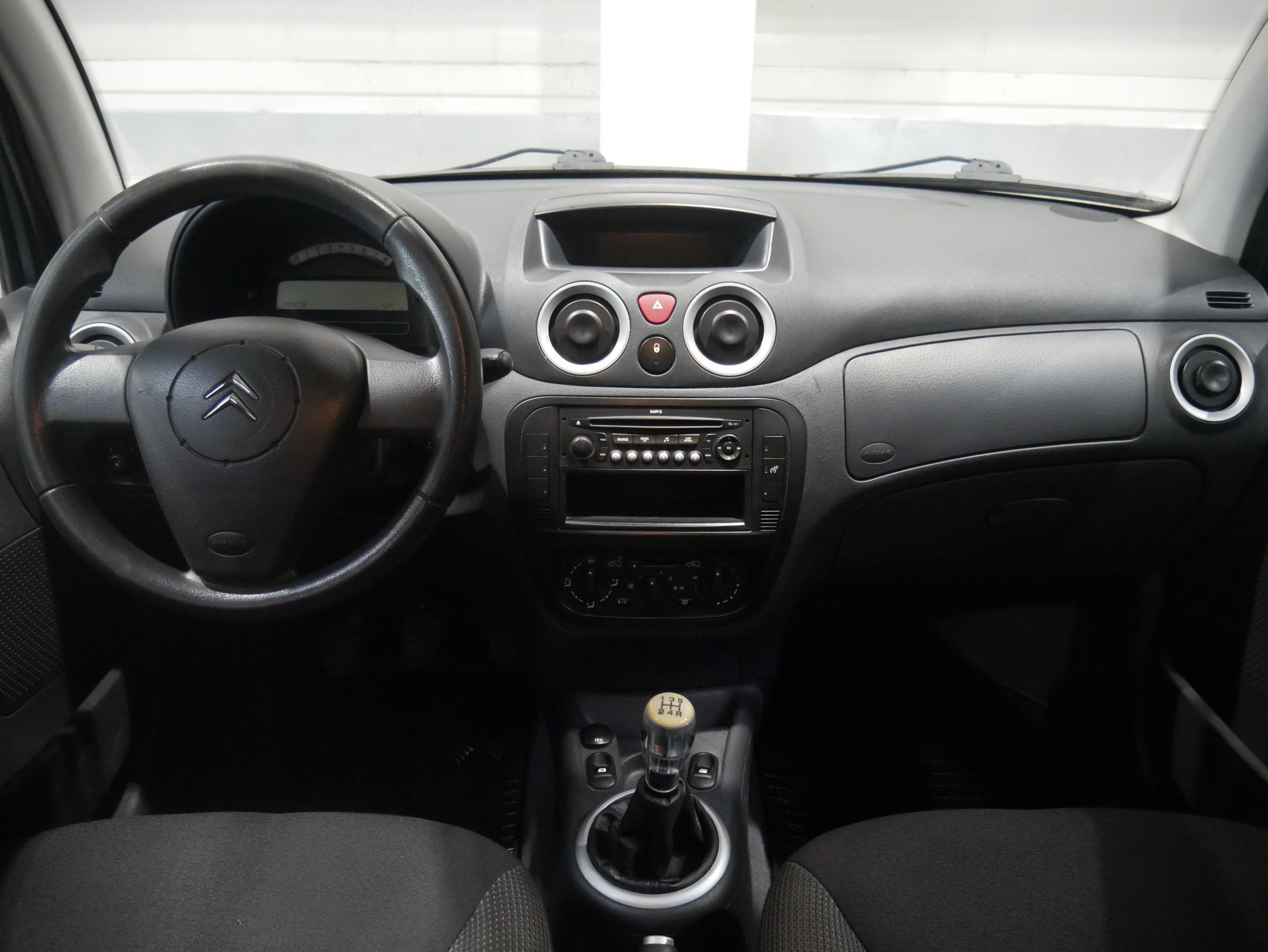 Citroën C3, 2008 - pohled č. 8