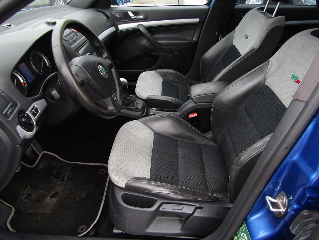 Škoda Octavia II 2.0TFSi RS