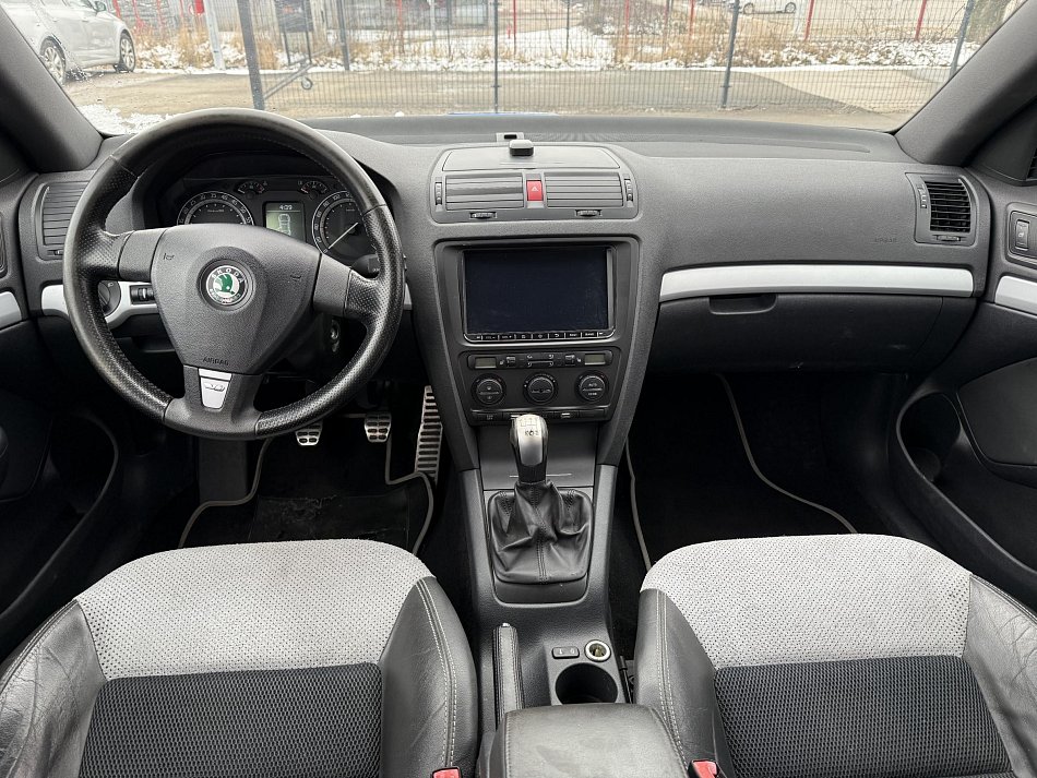 Škoda Octavia II 2.0TFSi RS