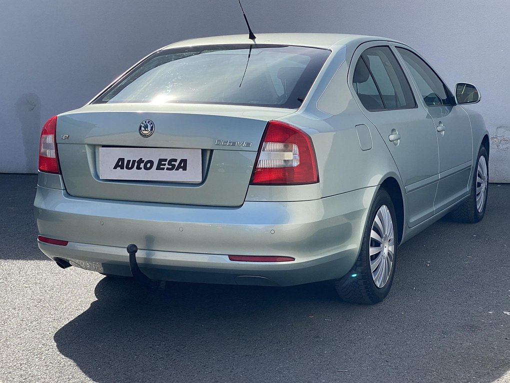 Škoda Octavia II 1.6 MPi Ambition