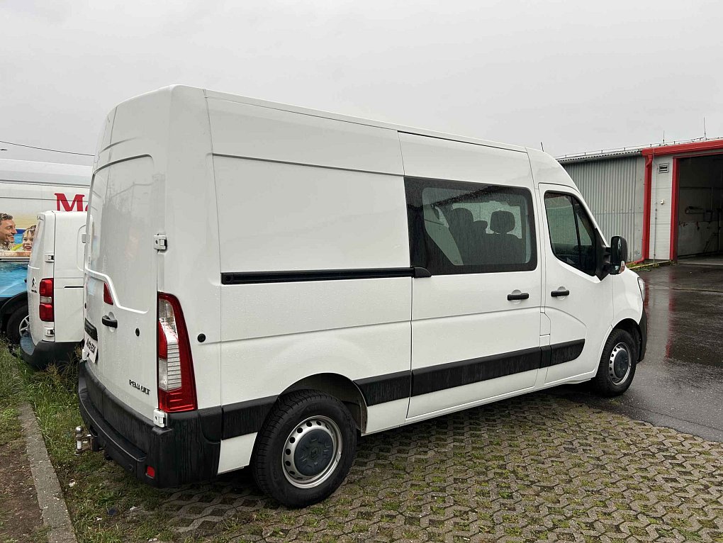 Renault Master 2.3dCi  L2H2 7míst