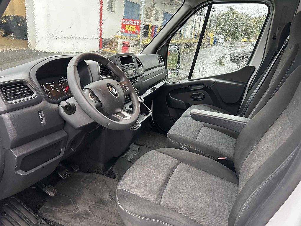 Renault Master 2.3dCi  L2H2 7míst