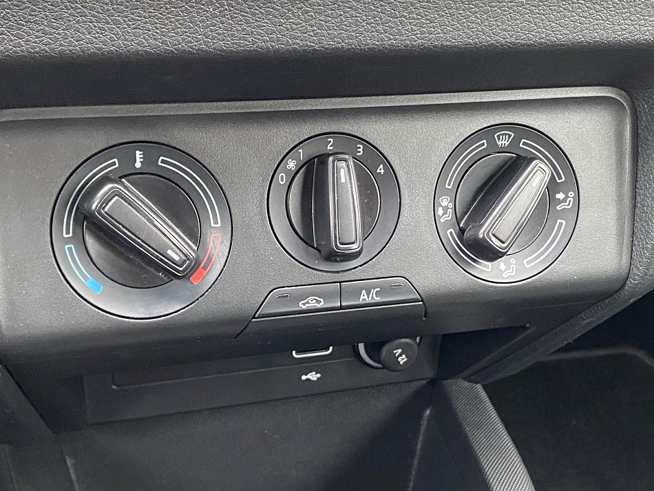 Škoda Fabia III 1.0 TSi Ambition