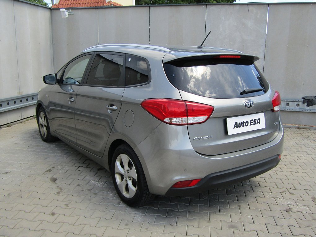 Kia Carens 1.7 CRDi 