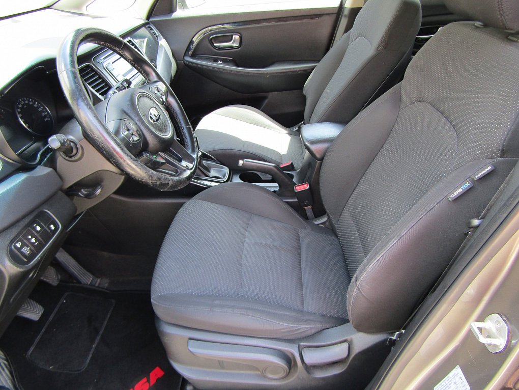 Kia Carens 1.7 CRDi 