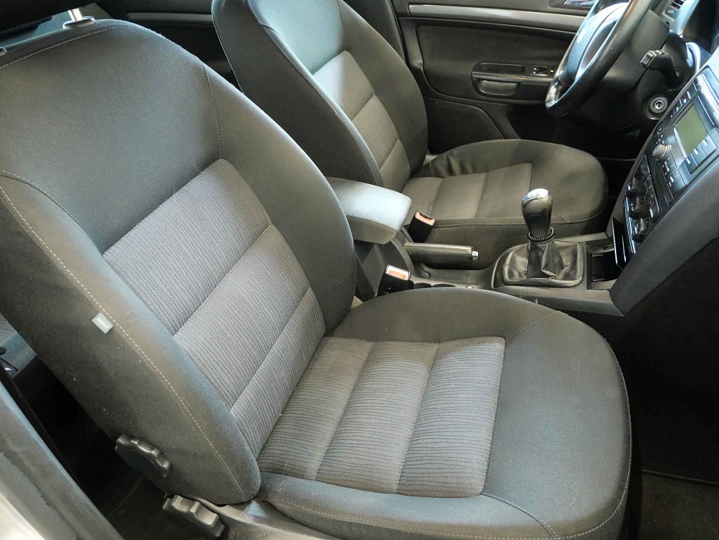 Škoda Octavia II 1.6i 