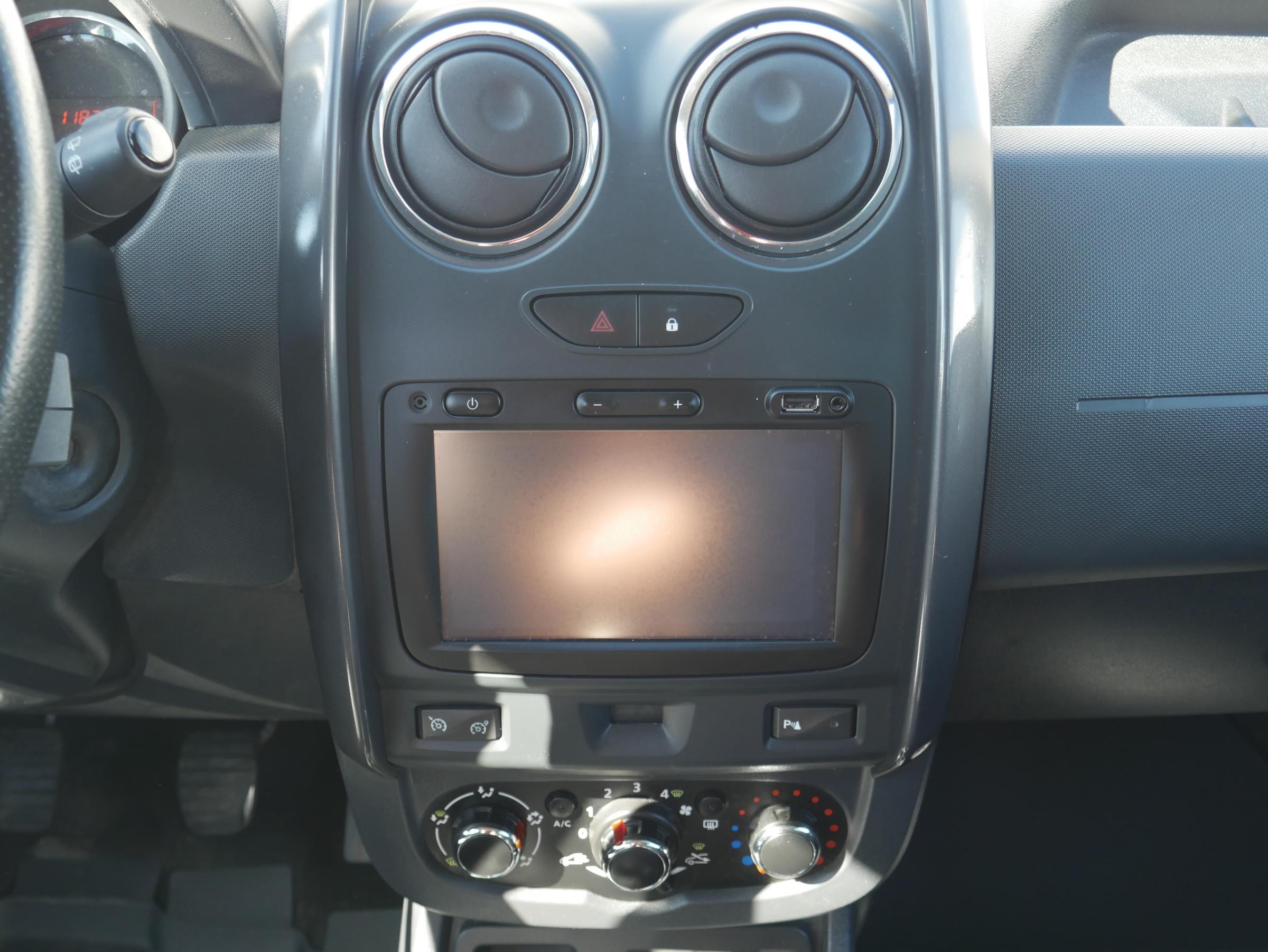 Dacia Duster, 2015 - pohled č. 11